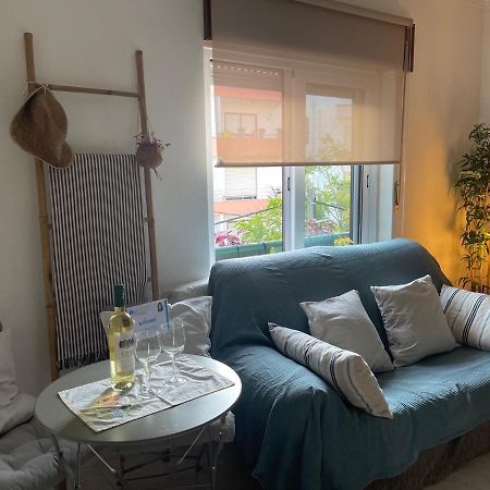 Besthomestay- Caparica Beach Lisbon Almada Esterno foto