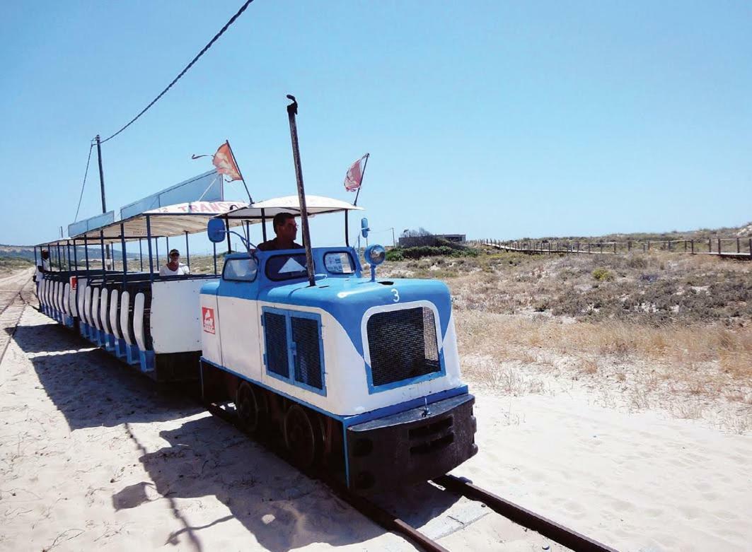 Besthomestay- Caparica Beach Lisbon Almada Esterno foto